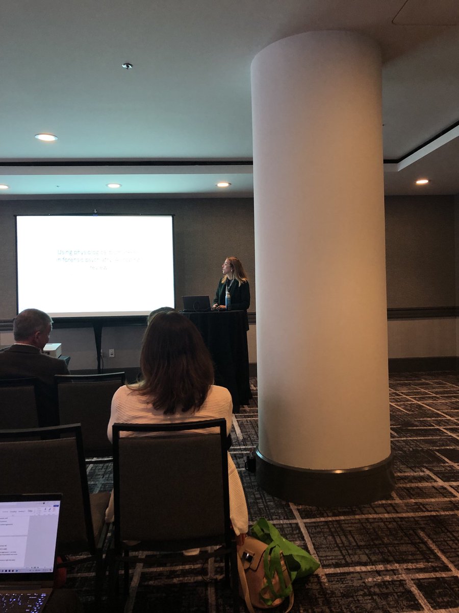 Jenthe Mens presenting at the ISFMHS in San Francisco! 👍👍👇🏽👇🏽