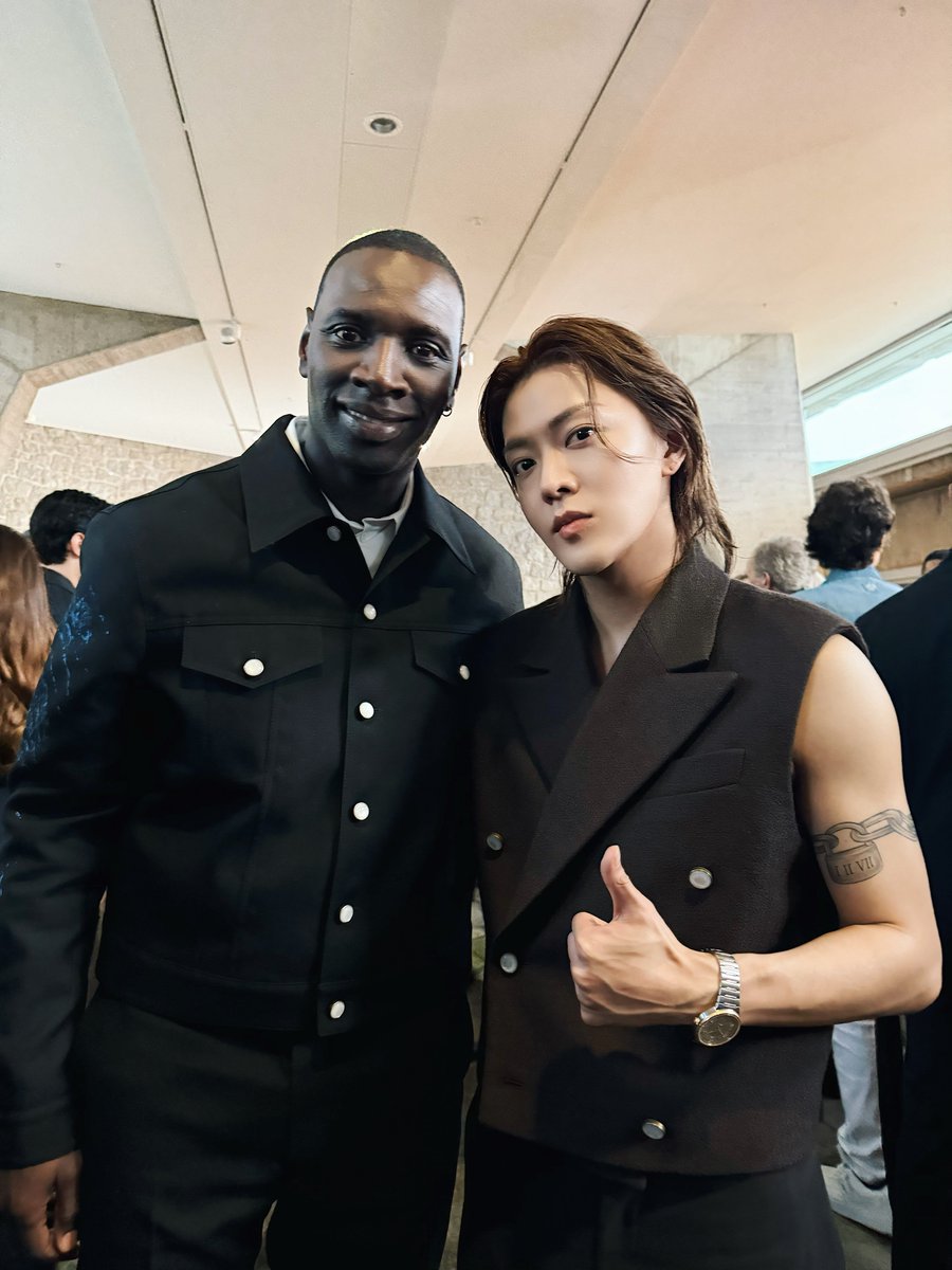 NCT (@nctsmtown) on Twitter photo #YUTA
#유타 #ユウタ #LouisVuitton
#LVFashion #LVMenSS25 #LVSpeedyP9
#YUTAxLouisVuitton #LouisVuittonxYUTA
#NCT #NCT127 <a href="/LouisVuitton/">Louis Vuitton</a> #YUTA
#유타 #ユウタ #LouisVuitton
#LVFashion #LVMenSS25 #LVSpeedyP9
#YUTAxLouisVuitton #LouisVuittonxYUTA
#NCT #NCT127 <a href="/LouisVuitton/">Louis Vuitton</a>