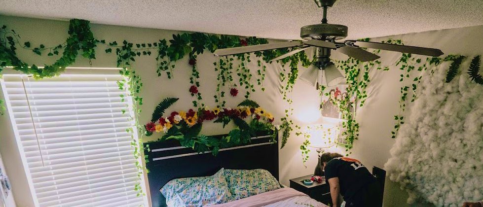 katinwater's tweet image. You know who should be let into property_103? Me, I built the property both in my bedroom and on a set.