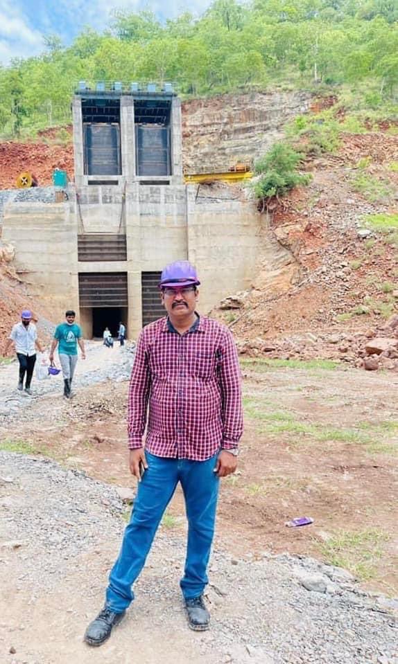 Singam1Chandra's tweet photo. Balance amount required for completion of Veligonda project  Rs 3275.00 CR..
• Works : Rs.  1569.60 CR
• LA : Rs.   544.50 CR
• R&amp;R : Rs. 1060.97 CR
• Forest : Rs.  100.00 CR
#veligonda https://t.co/pxeHxVJP49