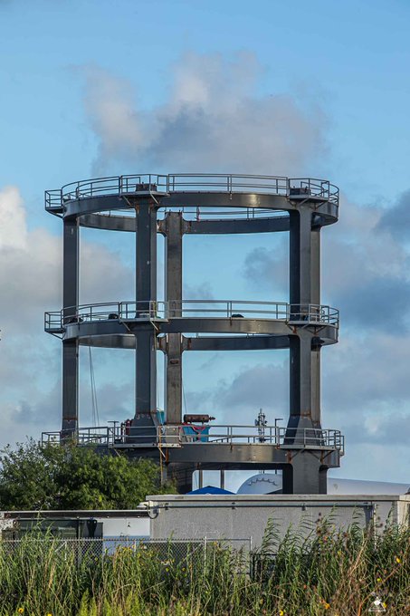 [Image: GQZc-45WAAAWj1L?format=jpg&name=small]