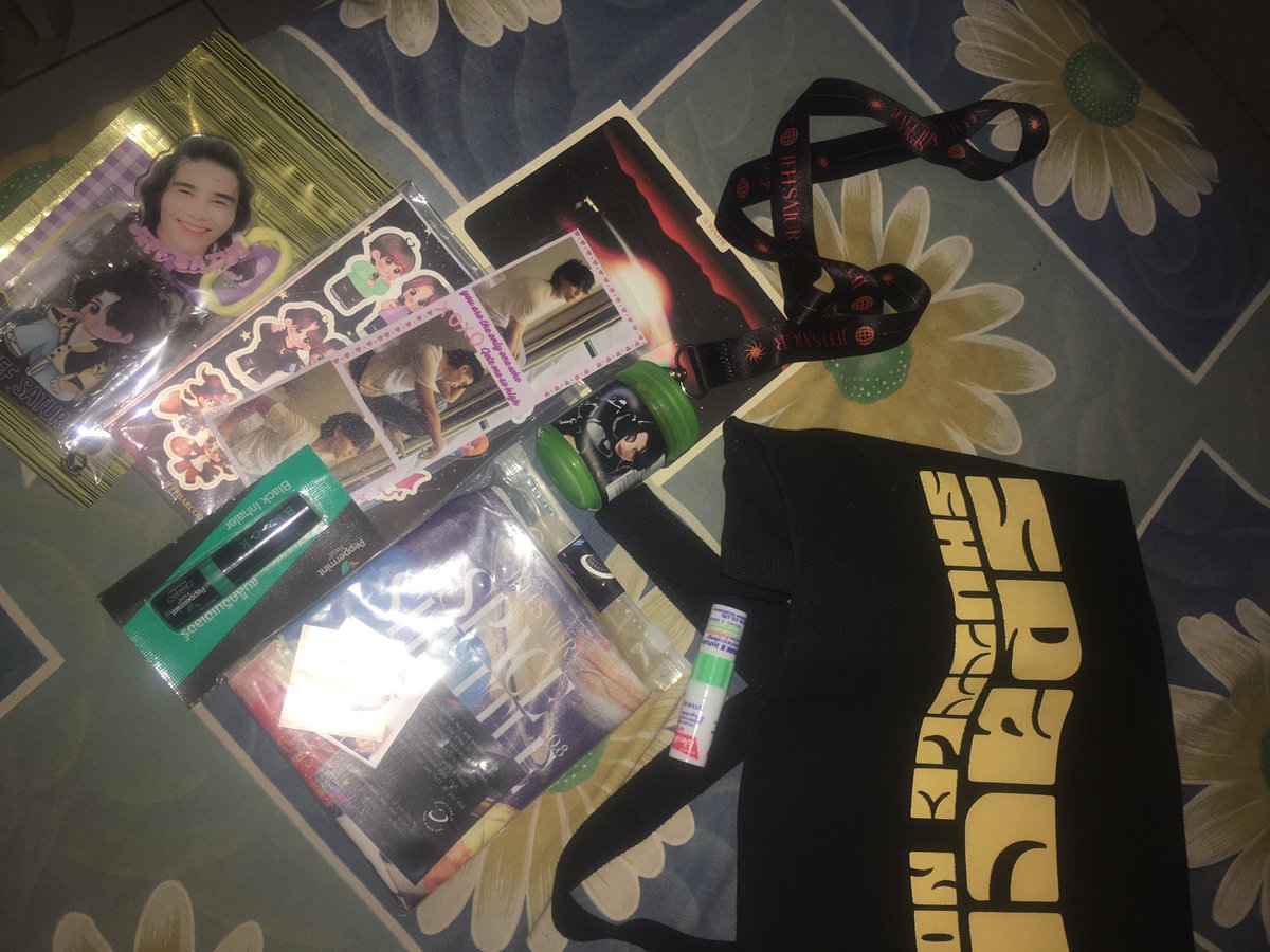 itsdenoss's tweet photo. thank you phi wid, gave me a lot of gifts
@burbur79 🫂😭🙌🤟 https://t.co/FFN58CBWQR