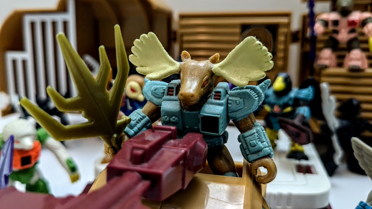 Tallus76photos's tweet photo. Received some new accessories and the Wood beetle base.  #battlebeasts #hasbro #hasbrobattlebeasts https://t.co/ggIzWe6ywZ