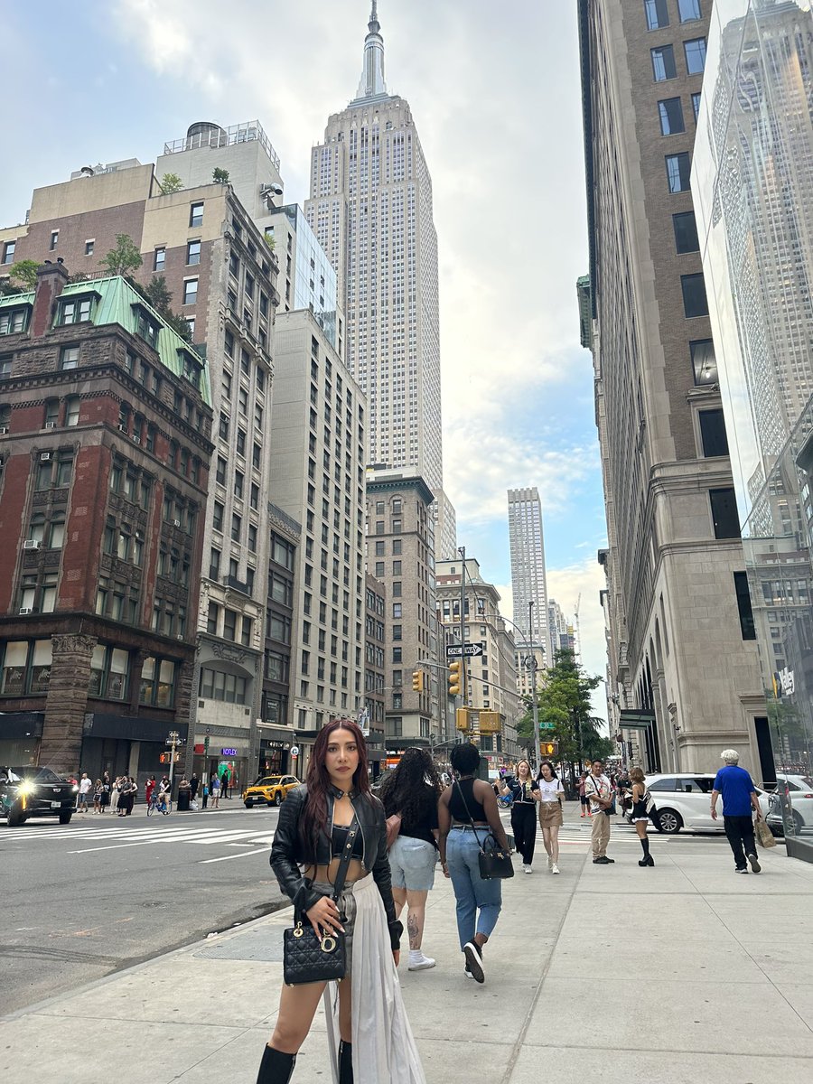 4SISTERS_Irene's tweet photo. 3 DAYS TO GO BEFORE OUR CONCERT! JUNE.21 - 7pm [Celebrity Centre Las Vegas]. So excited to meet our Dreamers and our kababayan here in Las Vegas. Few tickets left! So grab yours now: (323) 440-3174 #4thImpactLIVE #USTOUR https://t.co/UrcTVgG7bQ