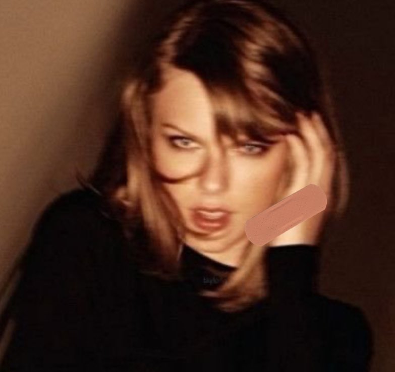 SwiftieGov's tweet photo. @usfeattaylor A bandaid, for your troubles https://t.co/oV66jSjhKU