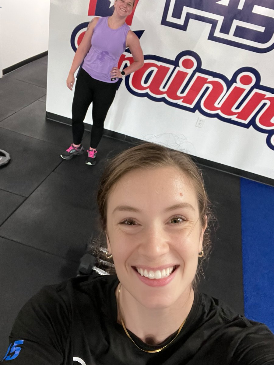 travel_run_lift's tweet image. F45 class was a success! Deadlifts are cardio and I’ll die on that hill 🤣 but it was mostly strength work. Loved it definitely will do another one! 

#workout #fitness #f45training