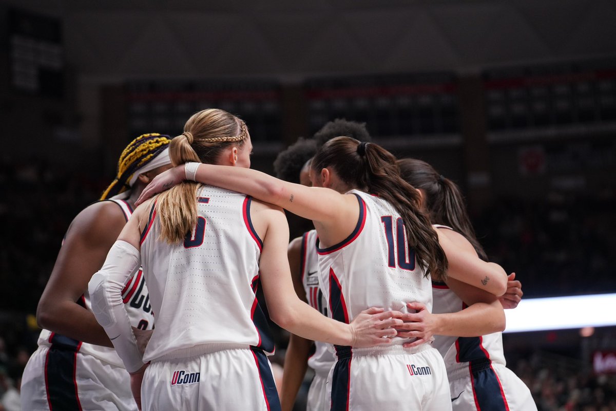 paigebueckers1's tweet image. I miss hoopin