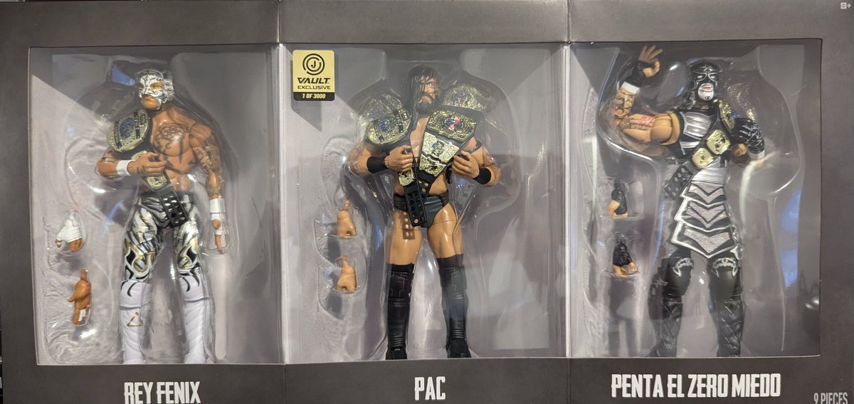 beto_glz's tweet image. El otro día recibí las figuras de #DeathTriangle @PENTAELZEROM @ReyFenixMx @LuchaBrothersmx