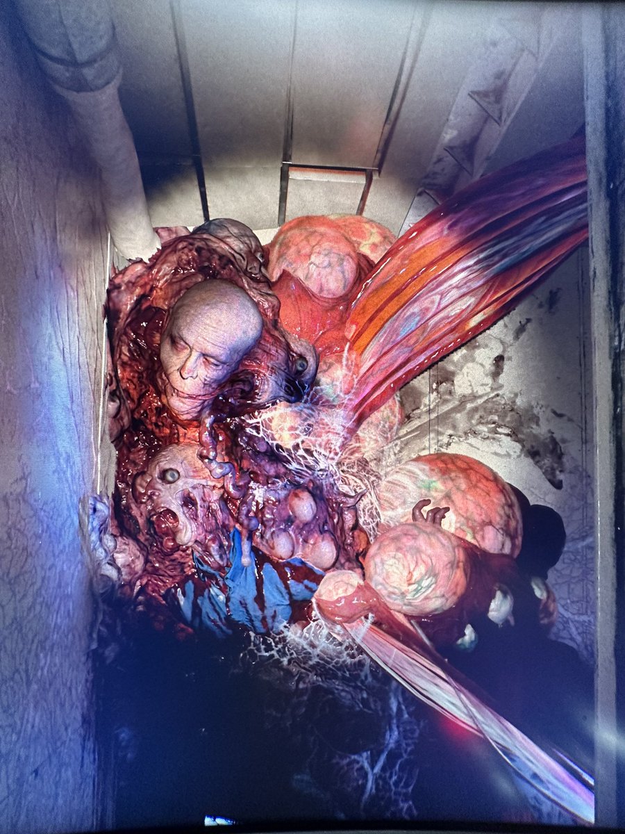 After playing #stillwakesthedeep by <a href="/ChineseRoom/">The Chinese Room</a> it’s time to take a break. I’m now Hiding in a locker in laundry on an oil
Rig in the North Sea during the 70’s feels like a safe place to be right now.