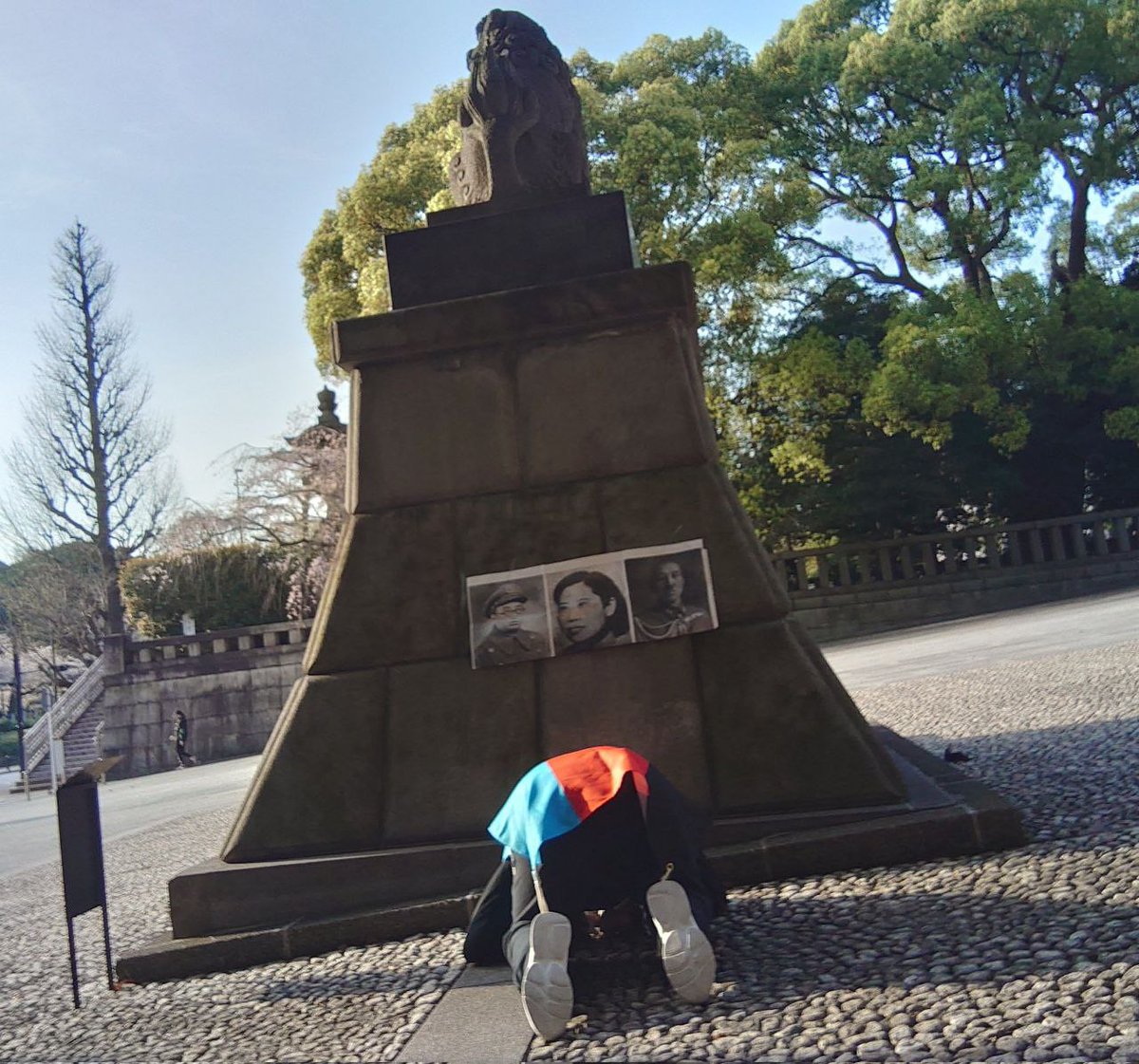 國粉中國人在日本製造新的“鐵頭”事件

事實証明，讓國粉給西關、花園口和長沙死難百姓下跪，他們是一萬個不願意的

讓國粉去共黨景區表達反共藝術他們是不敢的

這幫扳機只敢拿著已經去軍國主義化的日本人欺負

中國人是日本的敵國，晉人是日本的朋友

#晉蘭獨立
#不排華行嗎
#排華就是反恐