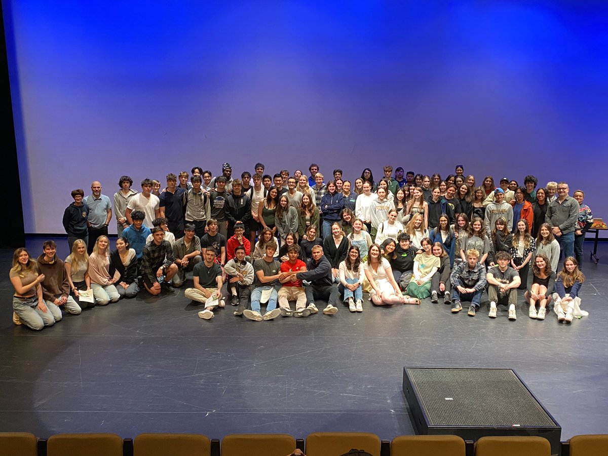 Félicitations aux diplômés de Kitsilano en immersion française !