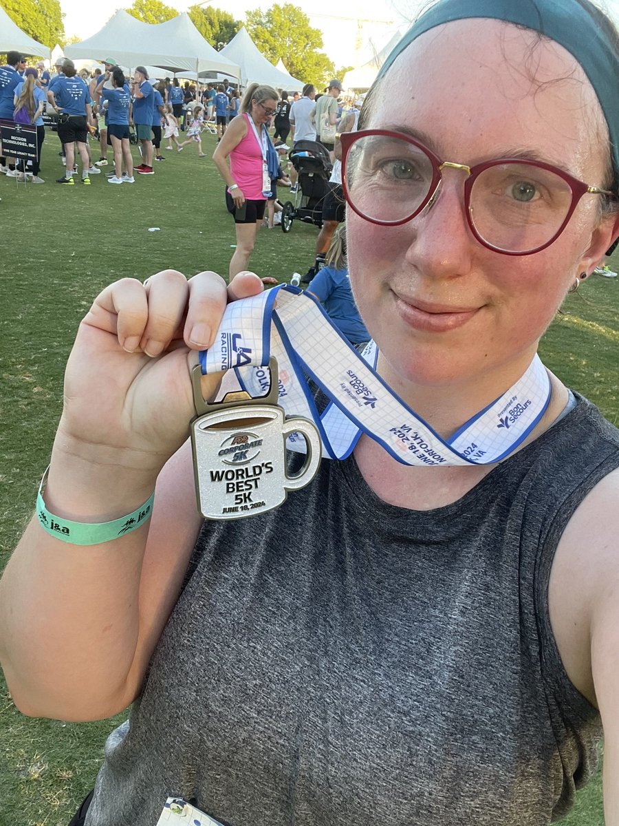 Back on the running thing. 45:49 5k which was a 5 min 10 sec improvement from my last 5k in October. Was aiming for sub-45 but the sun was brutal the last mile 🥵 very apparent in my splits 13:14; 13:47; 15:06. Still, very pleased with my first real run in 6 months 🤘 #MtGFitness