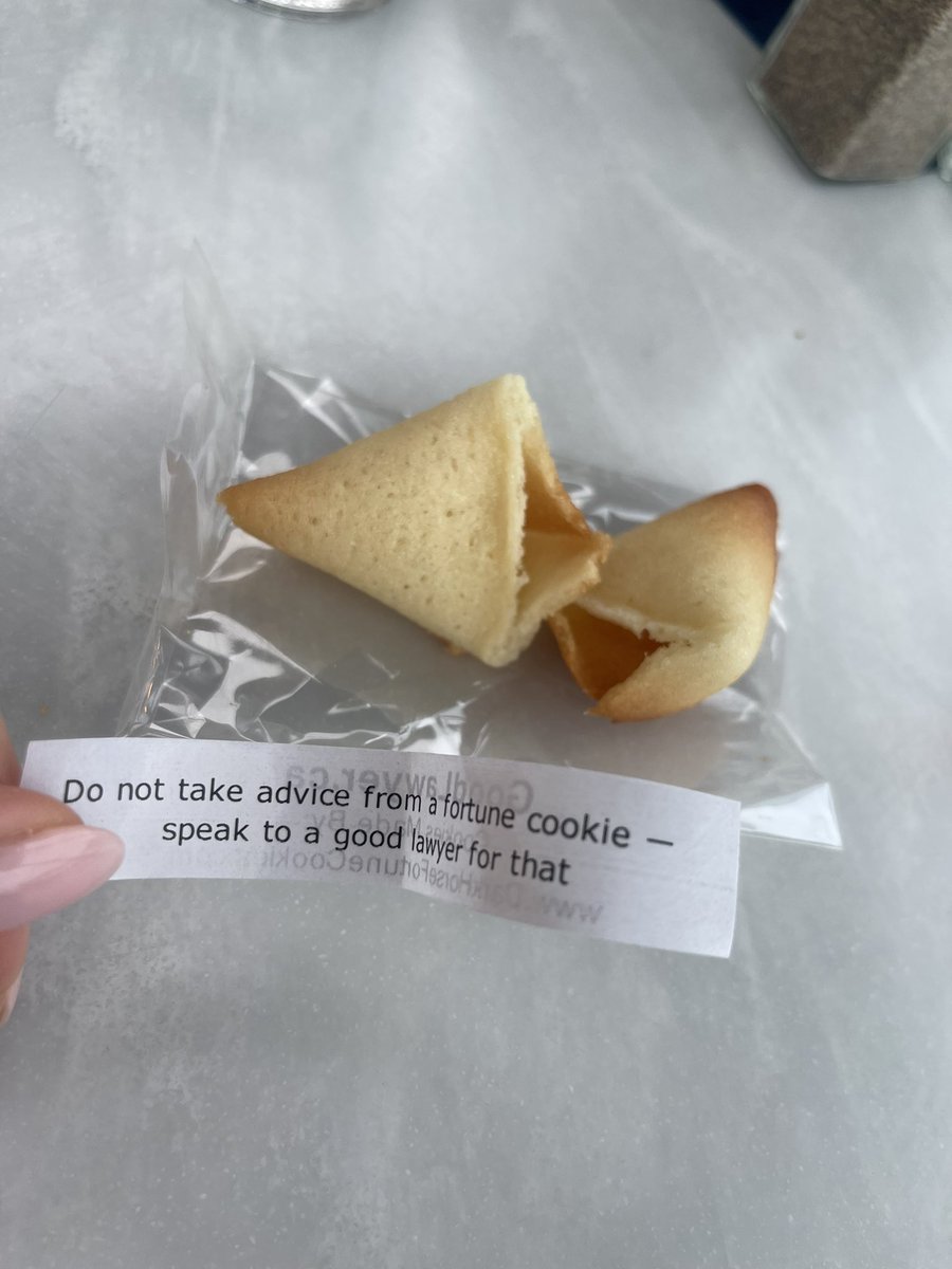 Ok <a href="/GoodlawyerInc/">Goodlawyer</a> with the best event take home…👏🏼👏🏼👏🏼

#TheLastYachtParty #Collision