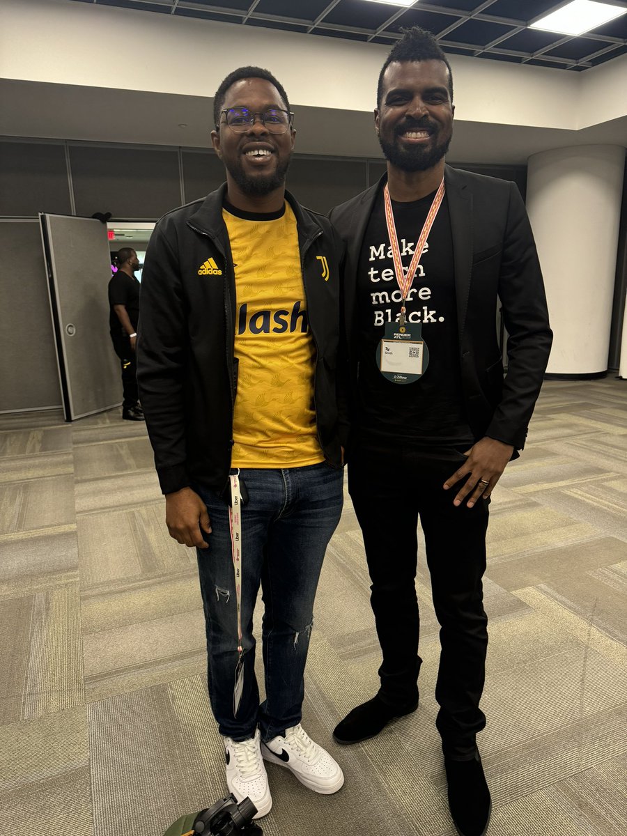 JuwonTheTechie's tweet image. Ty &amp;amp; I connected after he saw one of my videos and he’s been an incredible resource ever since! Great to meet him in person.

We’ll both be speaking at @nelotechie’s #TechKonnect event in Dallas next month. Can’t wait!