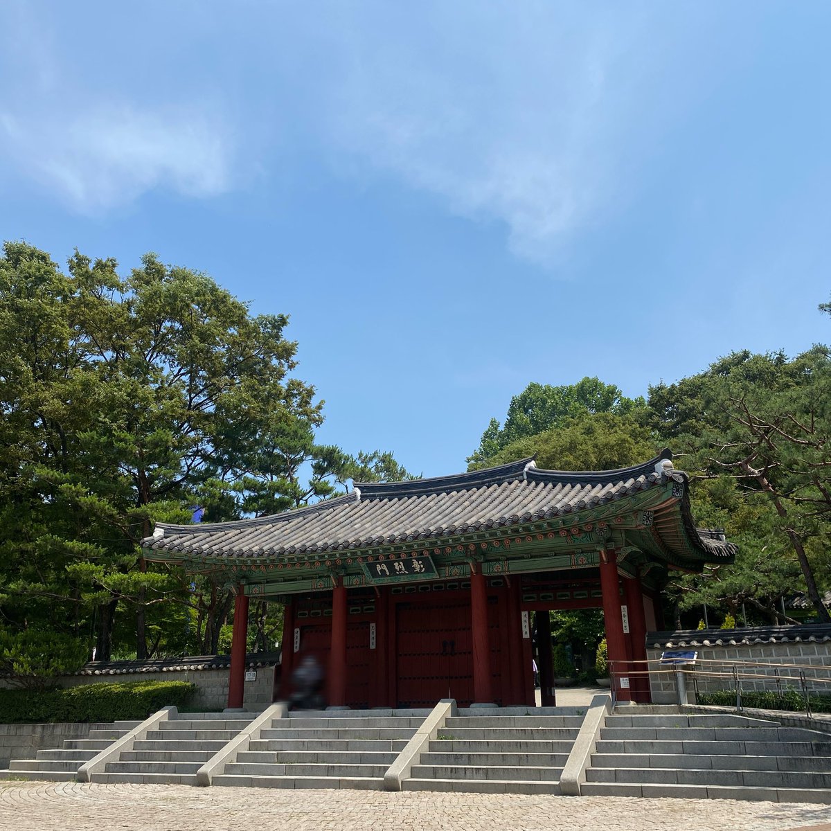 [🔊] 오늘 240619 JTBC 뭉쳐야찬다3 인원체크는 사진 속 장소(효창운동장 옆)에서 오후12시부터 진행 됩니다.

#김재환 #KIMJAEHWAN