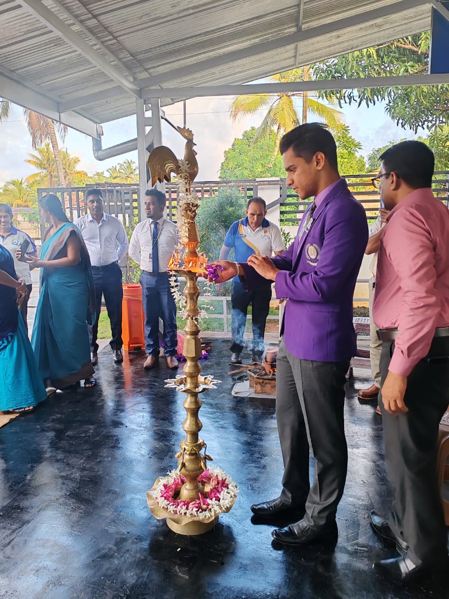 PereraAndSons's tweet image. Celebrate with us as we grow our food family! Take a look at the photos of our newest outlet opening at Leeds International School, Matara.

#PereraandSons #OutletOpening #NewOutlet #Matara