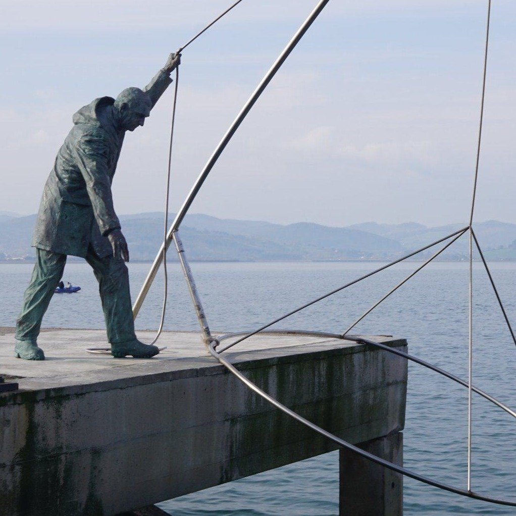 El Sulero en el Muelle de #Santoña #Cantabria #VillasMarineras ⚓️: cuando el tiempo se mide en mareas...
<a href="/turismosantona/">Turismo Santoña</a> <a href="/cant_infinita/">Cantabria Infinita</a>