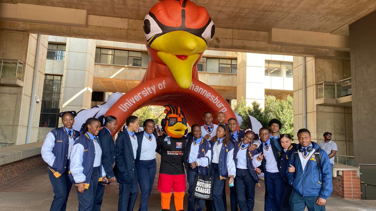 UJLibrary's tweet photo. Hey, future students! While you explore our beautiful campus, do not forget to make a special stop at our #UJLibrary. Meet our amazing librarians, who are here to help you with all your academic needs and get to hang out with our Library mascot, Funda!🧡📚
#ujminiopenday #UJ https://t.co/5ZFcRaUUtq