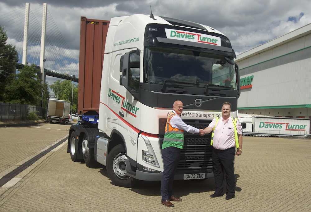 freightonline's tweet photo. It's a Perfect 10 for @Daviesturner haulage alliance...

https://t.co/d4AAI2iPuV

#haulage #freight #import #logistics https://t.co/X7APIqYaVe