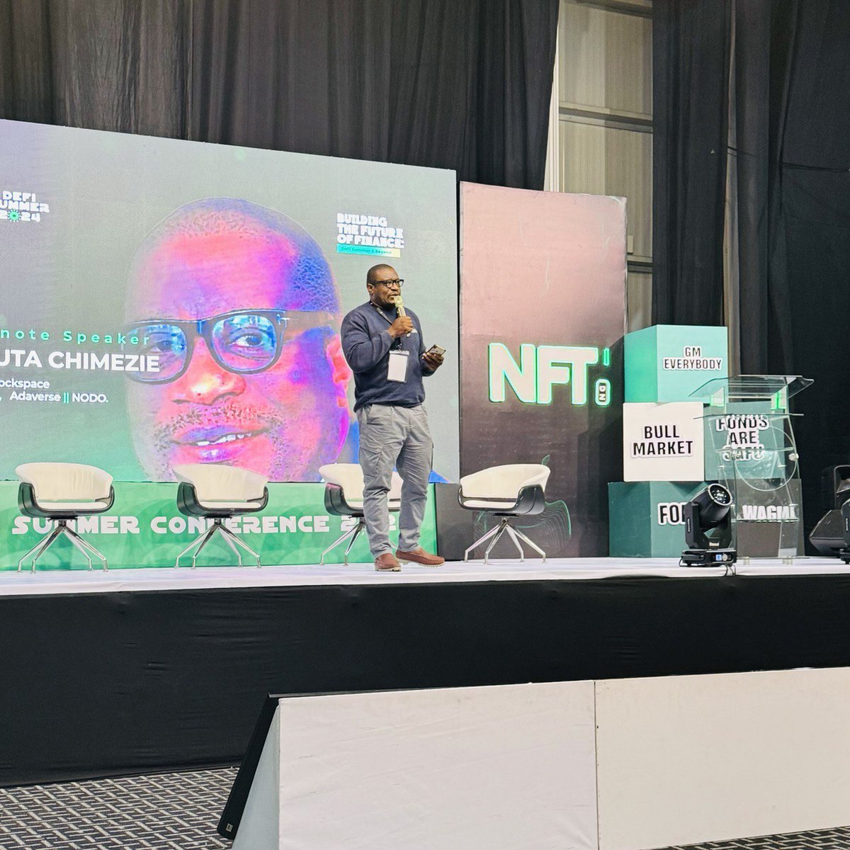 JuliusElum's tweet image. The panel session ongoing on #DeFisummer24

The keynote speaker was so lit 🔥💰🚀 

Most importantly, I have met really great people thus far.

Currently with my friend @Gayu_BTC

Event like this is meant for young people to learn, share and connect🔥

Not here, you're missing 😭