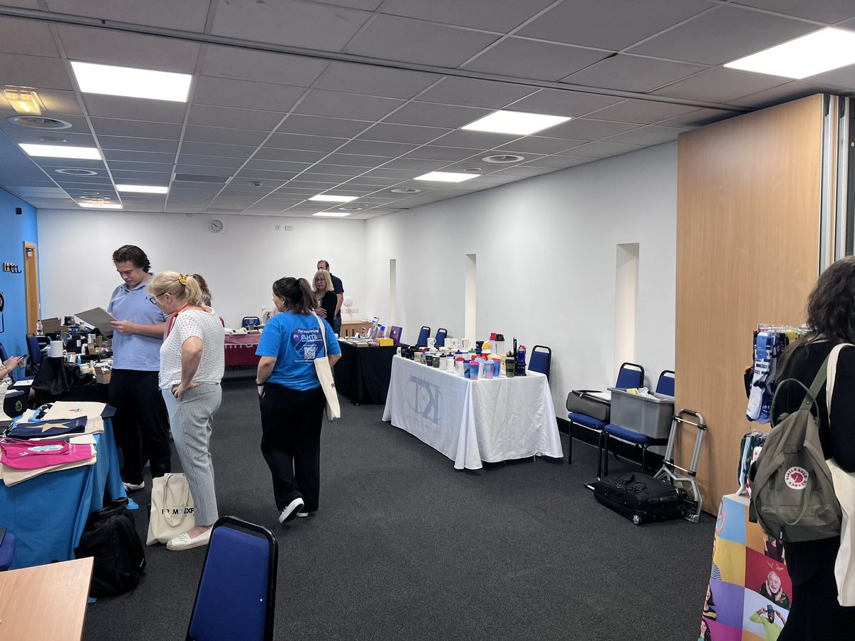 Craftprint's tweet image. Promo expo going well. How do you use #merch in your business.