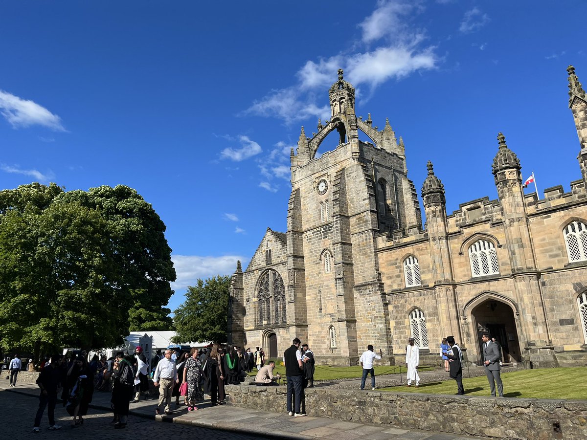 Great to see <a href="/RamySE_Abdallah/">Ramy Abdallah</a> and Kingsley graduate 👨‍🎓 with their doctorates this week, and celebrating with family &amp; friends. What a stunning 🤩 day <a href="/aberdeenuni/">University of Aberdeen</a> <a href="/abdngeology/">Aberdeen Geology & Geophysics</a> <a href="/UoAGeosciences/">School of Geosciences, University of Aberdeen</a>