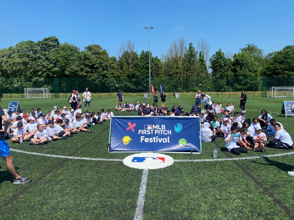 BaseballSoftball𝙐𝙆 tweet media