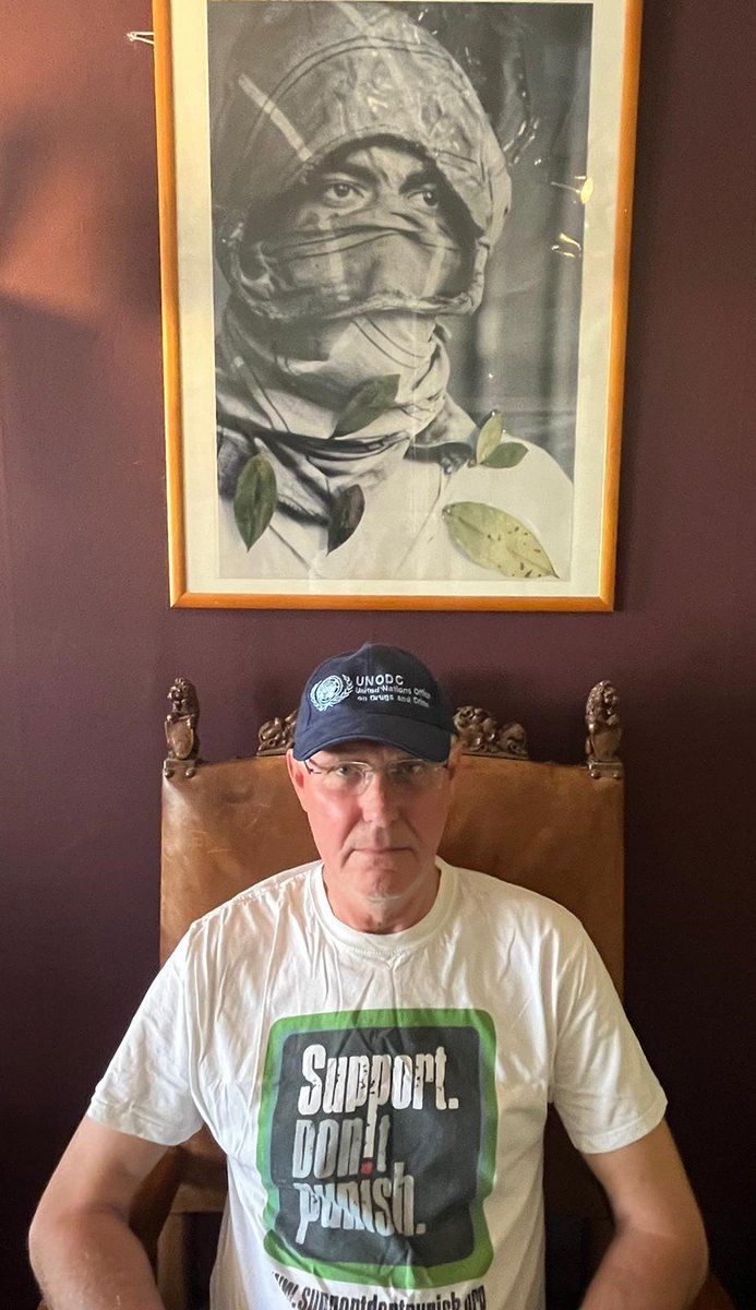 Martin Jelsma (@martinjelsmatni) on Twitter photo 'Happy' #WorldDrugDay: Transformative change now! #SupportDontPunish <a href="/SDPcampaign/">Support.Don't Punish</a> ✊ 'Happy' #WorldDrugDay: Transformative change now! #SupportDontPunish <a href="/SDPcampaign/">Support.Don't Punish</a> ✊
