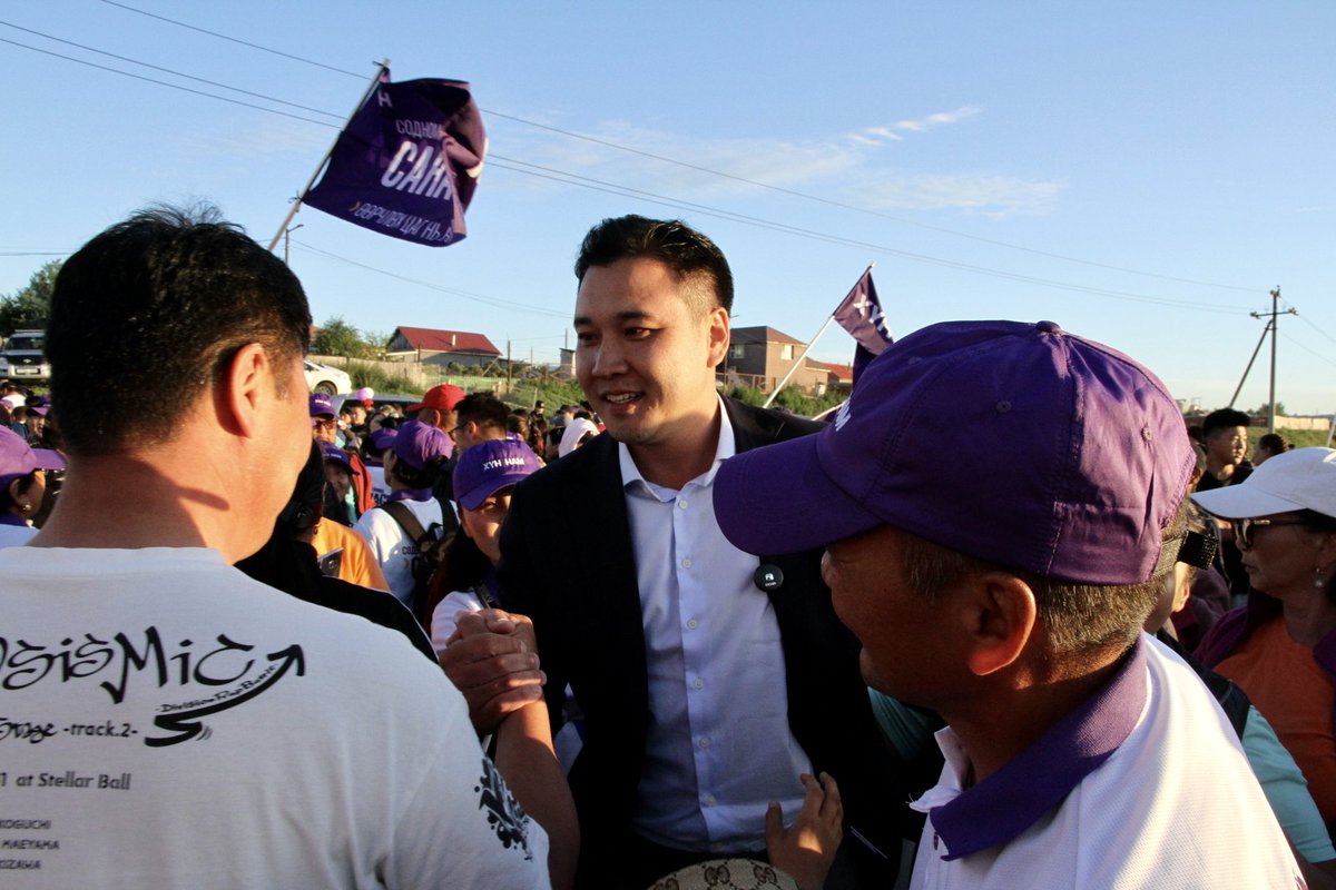 Мандах нарнаар маргаашийг өөрчилье 🙌🏻