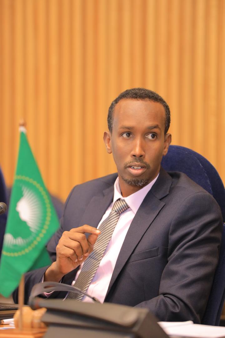 somalipubagenda's tweet photo. Our Deputy Director @FarhanShabel attended a high-level dialogue on deepening democracy, good governance and inclusive political transitions in the Horn of Africa that took place in Addis Ababa between 24th & 25th of June and organized by
@_AfricanUnion, @OSE_HoA, @UNDPAfrica, @Int_IDEA & @IGADsecretariat.

Farhan took part in a roundtable panel discussion focusing on the ecosystem of engagement in democratization and political transitions in the Horn of Africa. He, in particular, spoke on the Somalia CSOs efforts in local peace-building, stabilization, elections and constitutional amendments.
