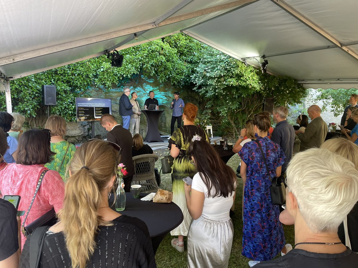 Akavia (@akaviasverige) on Twitter photo Fullsatt och givande diskussioner på Akavias seminarium i Almedalen om hur vi framtidssäkrar den mänskliga kompetensen i AI-transformationen, tillsammans med moderator <a href="/hpvnilsson/">Patrik Nilsson</a> och en panel från <a href="/AlmegaAB/">Almega</a>, <a href="/PTSse/">PTS</a>, <a href="/socialdemokrat/">Socialdemokraterna</a>, <a href="/AISweden/">AI Sweden</a>, <a href="/moderaterna/">Moderaterna</a> och <a href="/SKR_se/">SKR</a>. Fullsatt och givande diskussioner på Akavias seminarium i Almedalen om hur vi framtidssäkrar den mänskliga kompetensen i AI-transformationen, tillsammans med moderator <a href="/hpvnilsson/">Patrik Nilsson</a> och en panel från <a href="/AlmegaAB/">Almega</a>, <a href="/PTSse/">PTS</a>, <a href="/socialdemokrat/">Socialdemokraterna</a>, <a href="/AISweden/">AI Sweden</a>, <a href="/moderaterna/">Moderaterna</a> och <a href="/SKR_se/">SKR</a>.