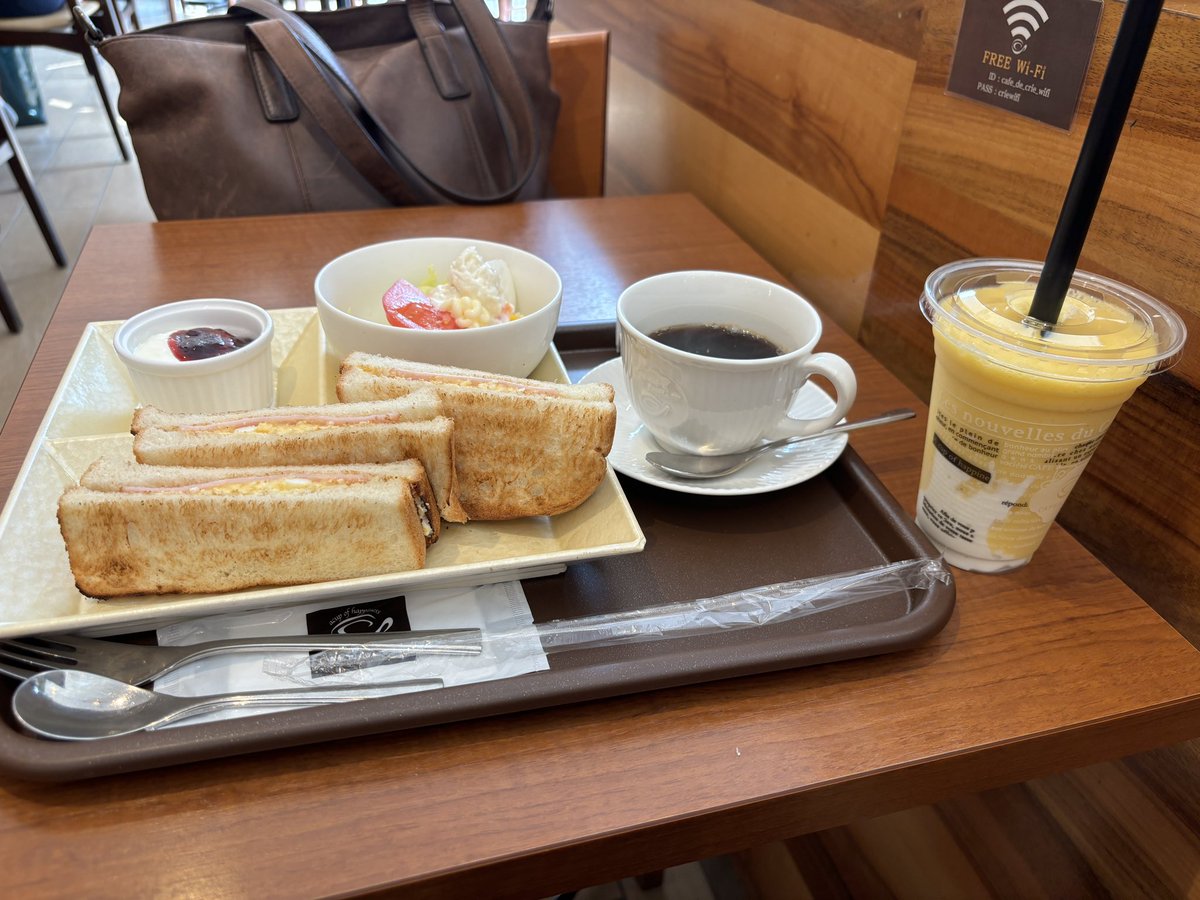 Mill_Stone01's tweet photo. 今日は朝食にプロテインスムージー付けてみた。前から気になってたんよね☺️ https://t.co/ssIL7tx1K0