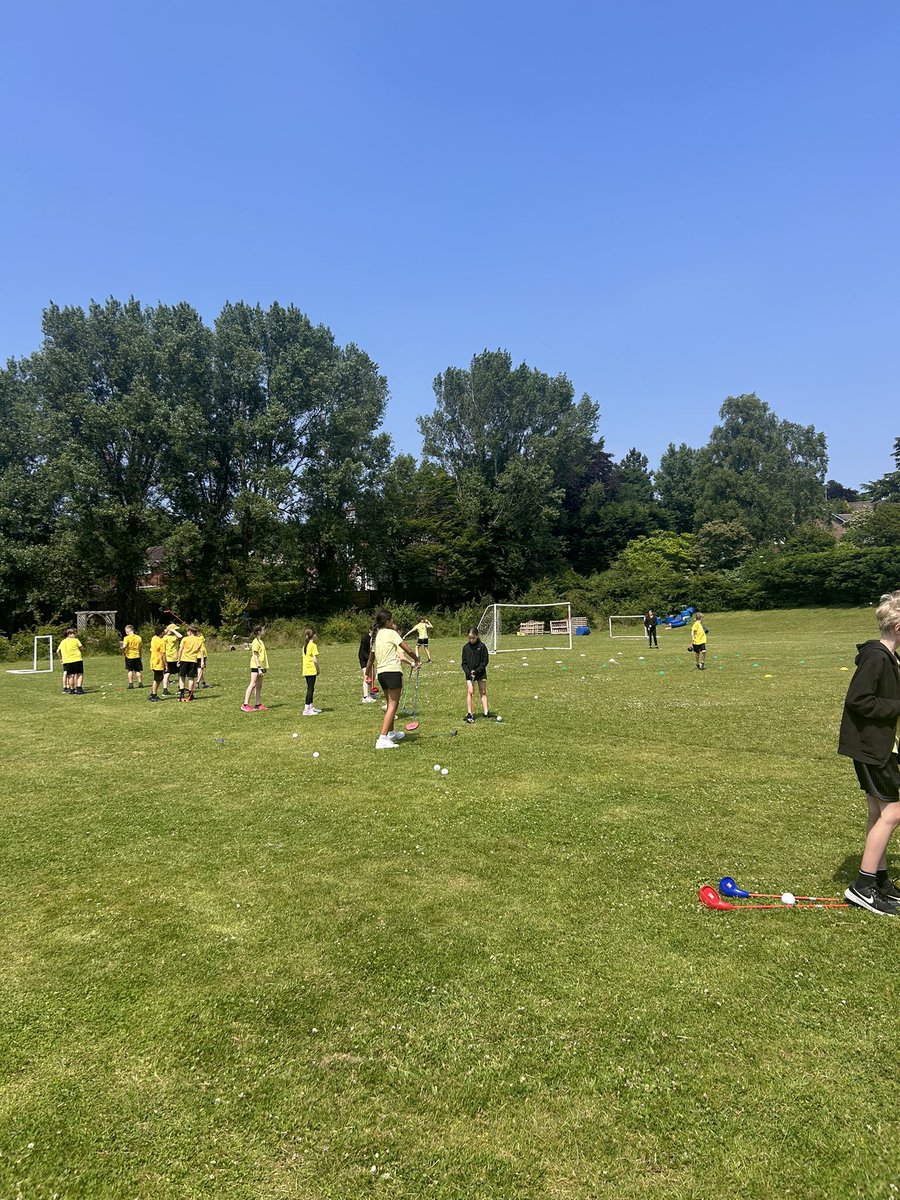 Sun ☀️ is out..so a great afternoon teeing off with Y5 &amp; Y3 ⛳️ <a href="/GaytonPrimary/">Gayton Primary</a>