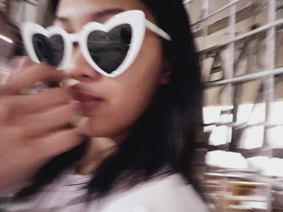 just vibin' with my wifey !!

#rvsd #reveluvselcaday #irene