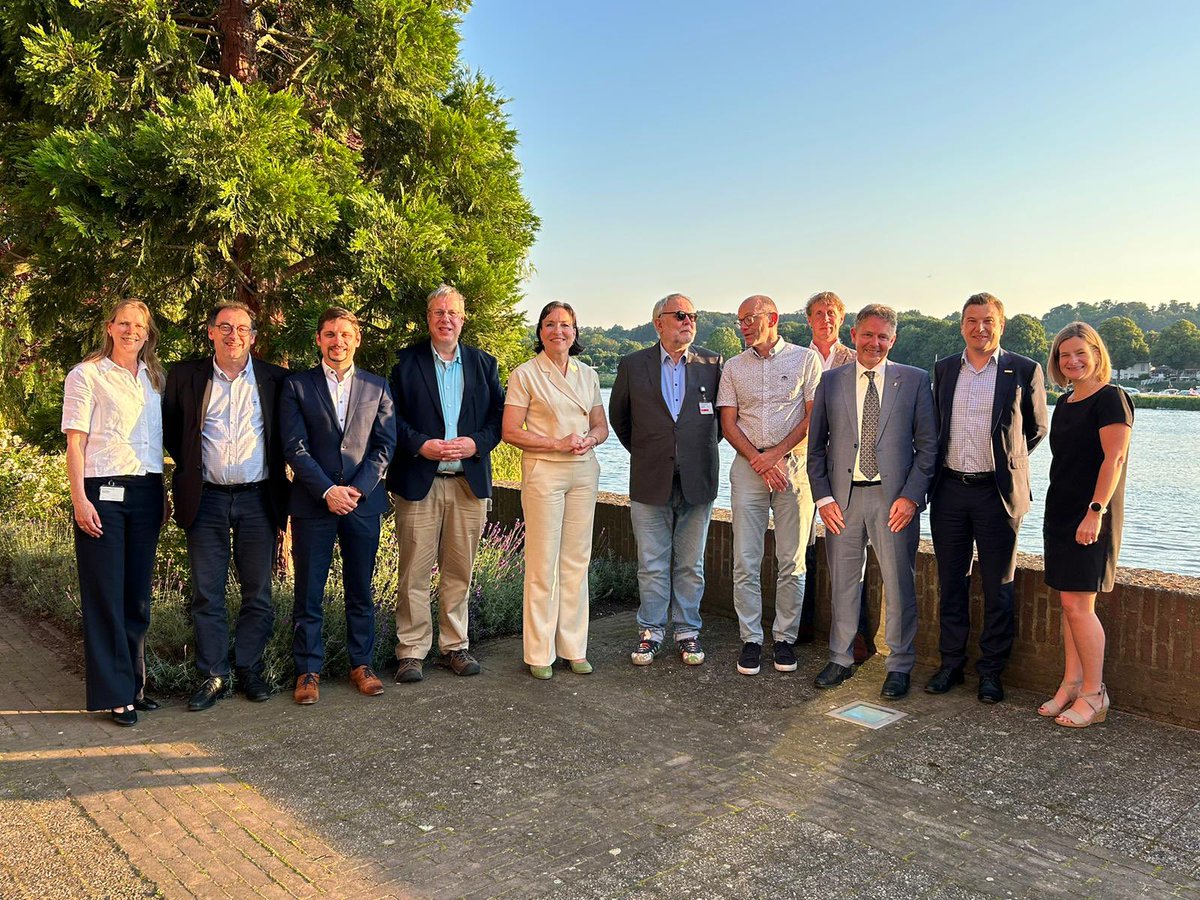 Bernard Vanheusden (@bernardvheusden) on Twitter photo We strengthen the ties between <a href="/uhasselt/">Universiteit Hasselt</a>, <a href="/UniversiteLiege/">Université de Liège</a>, <a href="/OU_Nederland/">Open Universiteit</a>, <a href="/MaastrichtU/">Maastricht University</a> and <a href="/RWTH/">RWTH Aachen</a>.
Great meeting to explore collaboration around tri-national curricula and joint research, e.g. on circular sciences and Einstein Telescope.
Thanks to Elianne Demollin-Schneiders We strengthen the ties between <a href="/uhasselt/">Universiteit Hasselt</a>, <a href="/UniversiteLiege/">Université de Liège</a>, <a href="/OU_Nederland/">Open Universiteit</a>, <a href="/MaastrichtU/">Maastricht University</a> and <a href="/RWTH/">RWTH Aachen</a>.
Great meeting to explore collaboration around tri-national curricula and joint research, e.g. on circular sciences and Einstein Telescope.
Thanks to Elianne Demollin-Schneiders