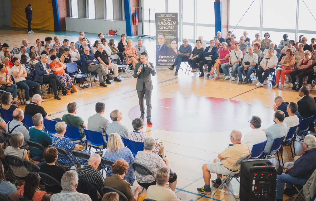 Hier soir, vous étiez près de 250 personnes présentes à Bussy-Saint-Georges pour assister à ma grande réunion publique de campagne !

Face à la caricature et la démagogie des extrêmes, je porte une candidature qui rassemble au-delà des clivages politiques.

#Circo7708