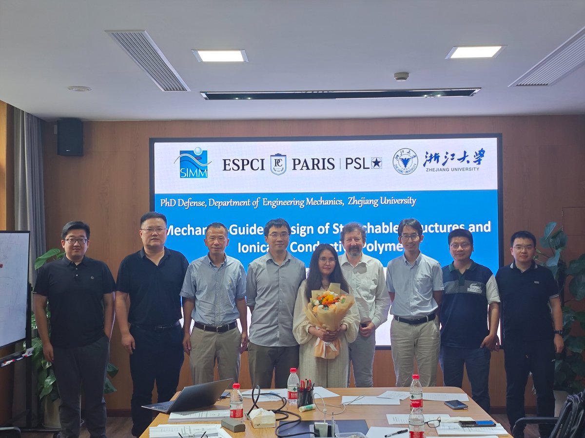 Congratulations to our newly minted PhD, Dr. Burebi Yiming, and a heartfelt thank you to Prof. Costantino Creton who flew halfway across the world to be part of Burebi's defense as her co-supervisor at ESPCI Paris!