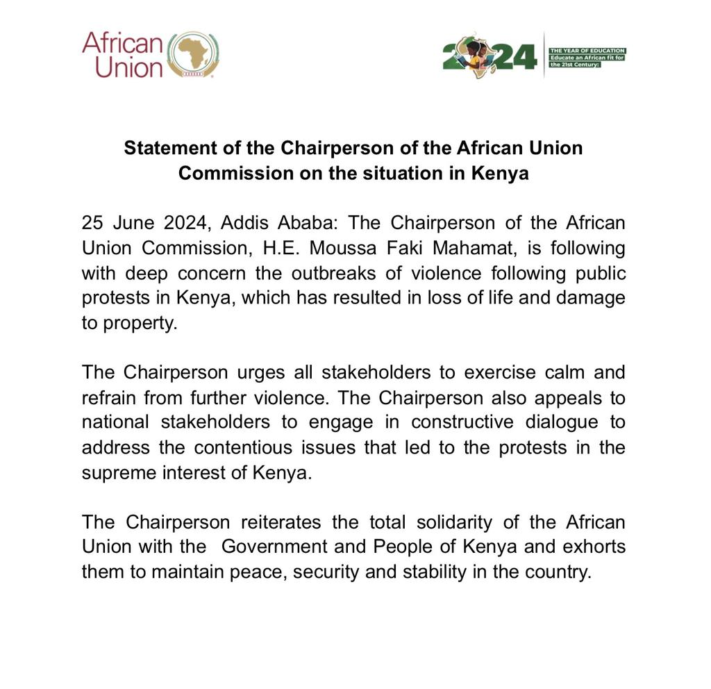 omwambaKE's tweet photo. BREAKING - AU 
Here's a Statement of the Chairperson of the African Union Commission Moussa Faki Mahamat on the Situation in Kenya. https://t.co/hJyqYGTcLu