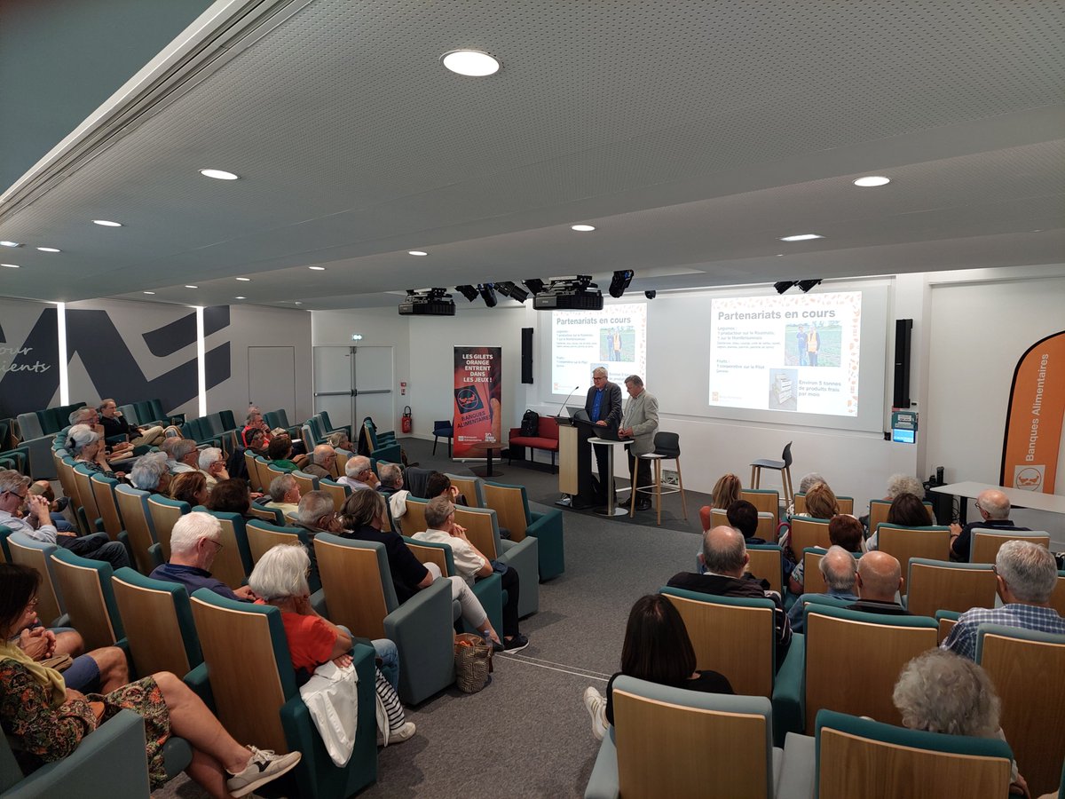 Assemblée Générale de la <a href="/BAlimentaire42/">Banque Alimentaire42</a> vendredi 21 juin au siège du Crédit Agricole Loire Haute Loire. La BA42, c'est 2041 tonnes distribuées à 60 associations partenaires soit 4.1 millions de repas. 25 000 bénéficiaires sur le département de la Loire.