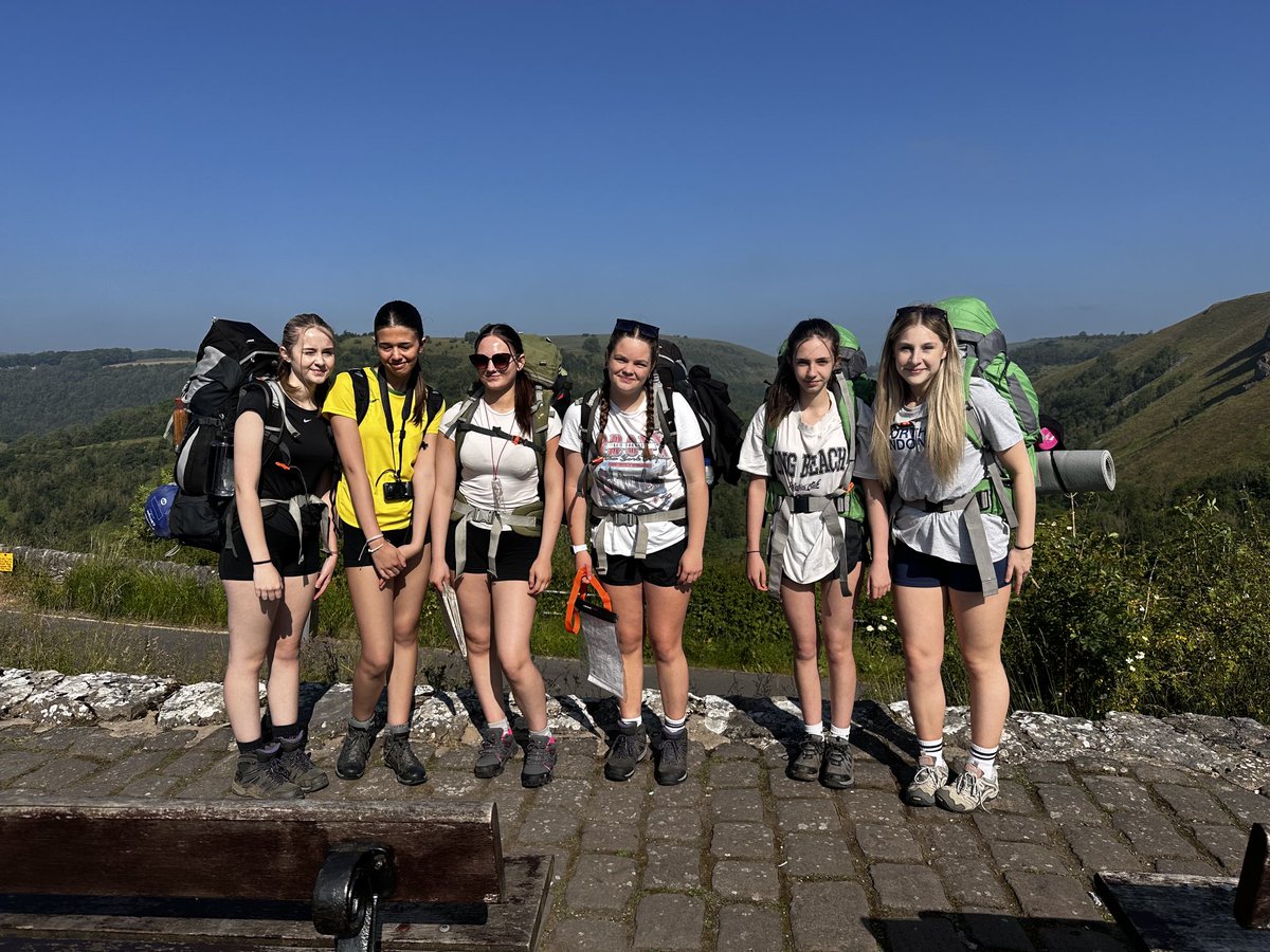 It’s going to be a hot few days for our Silver DofE expedition! Amazing to see the motivation from these students. 🔥☀️🏕️