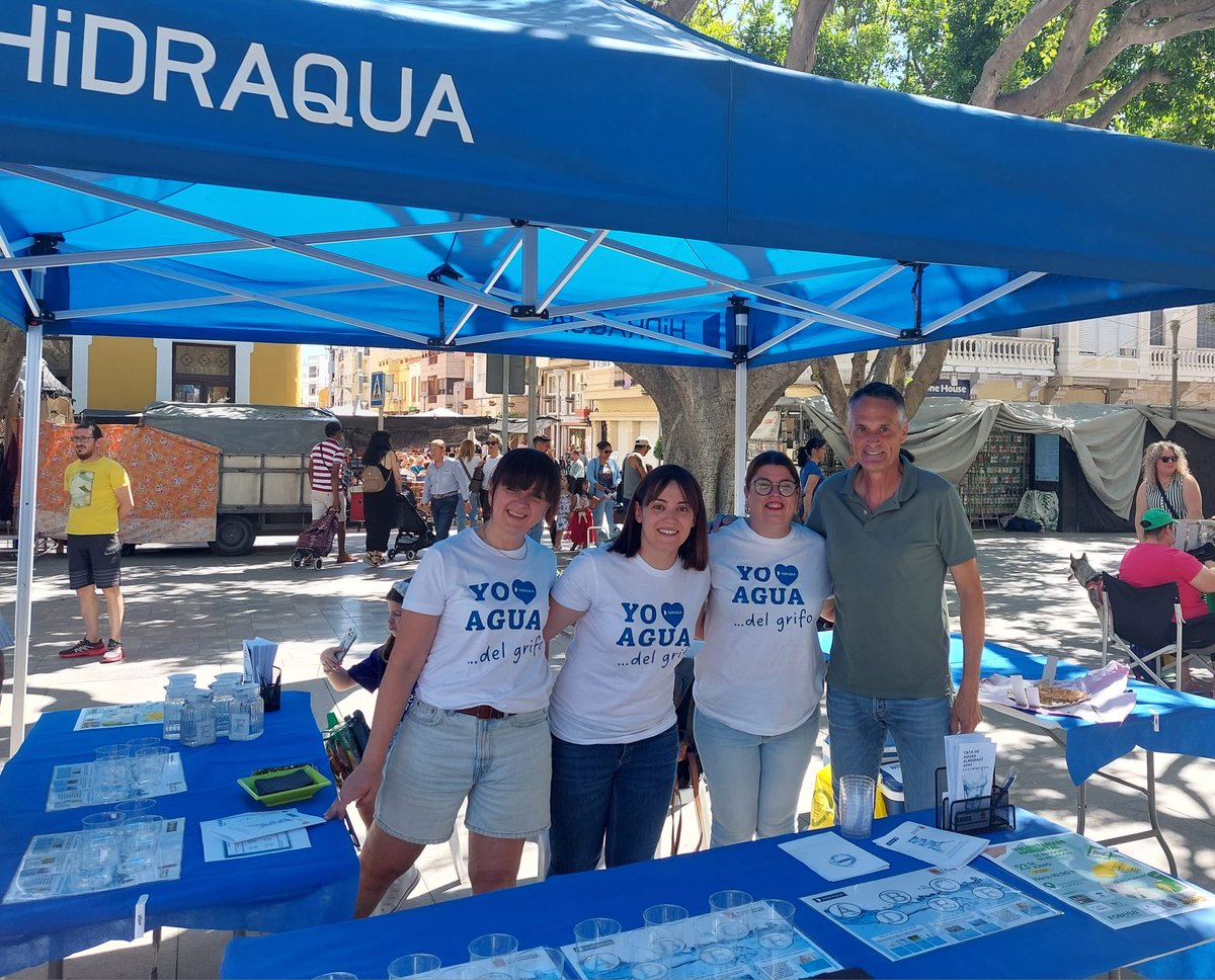 veolia_cv's tweet photo. En el marco de la XII Jornada Medioambiental 🌍 organizada por el @AytoAlmoradi el pasado sábado desde #Hidraqua participamos con una cata de agua que tuvo lugar en la Plaza de la Constitución.

Hilo ⬇️⬇️⬇️ https://t.co/Dwo6qmALQb