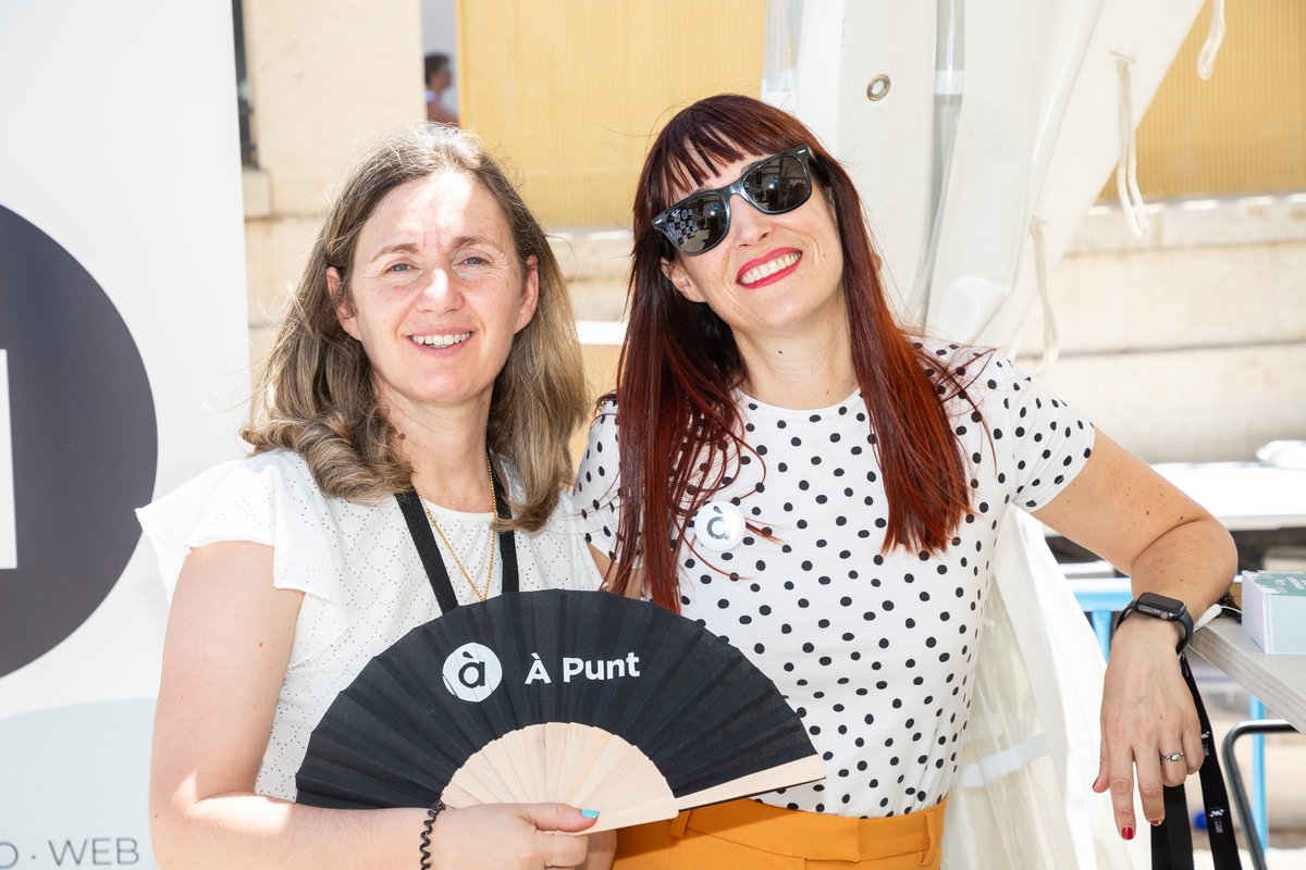 intermundo_com's tweet photo. ¡Qué bien nos lo hemos pasado estos días de Fogueres en el racó de @apunt_media! 🧨🎇. Así da gusto trabajar 🥰
Muchísimas gracias por haber contado con nosotros 🙌🏼❤️
#racó #fogueres #lamantaalcoll #intermundo #agenciadecomunicacion #apunt https://t.co/XG7lhnAm0V
