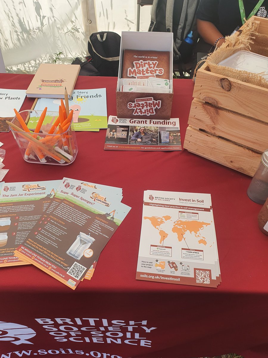 Featuring Dirty Matters the soil building game at <a href="/Groundswellaguk/">Groundswell</a> today, check it out  <a href="/Soil_Science/">British Society of Soil Science</a> stand D35 in the Demo field.