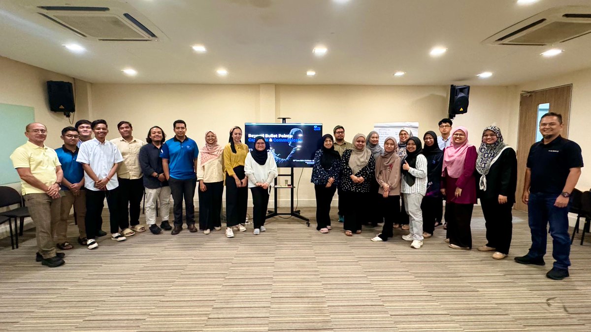 We had a great workshop with Miss Cellini Basri, who taught us how to be confident and avoid mistakes during our presentations. Thank you, Miss Cellini, for helping us level up our presentation game! 
#PresentationSkills #ConfidenceBoost #LevelUp #ProfessionalGrowth
