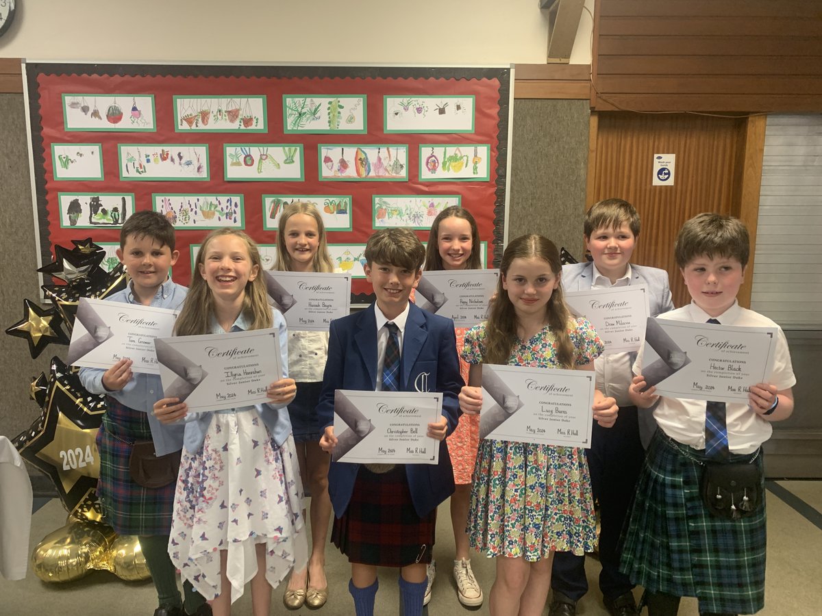 Craigclowan's tweet photo. Yesterday afternoon, we celebrated the achievements of our Junior Dukes Award winners with Patron Pauline Stott MBE and a lovely afternoon tea. Well done to all recipients for their hard work! β€οΈ #CraigclowanSuccess #CraigclowanValues #CraigclowanIndividual https://t.co/A0PT5C8eGC