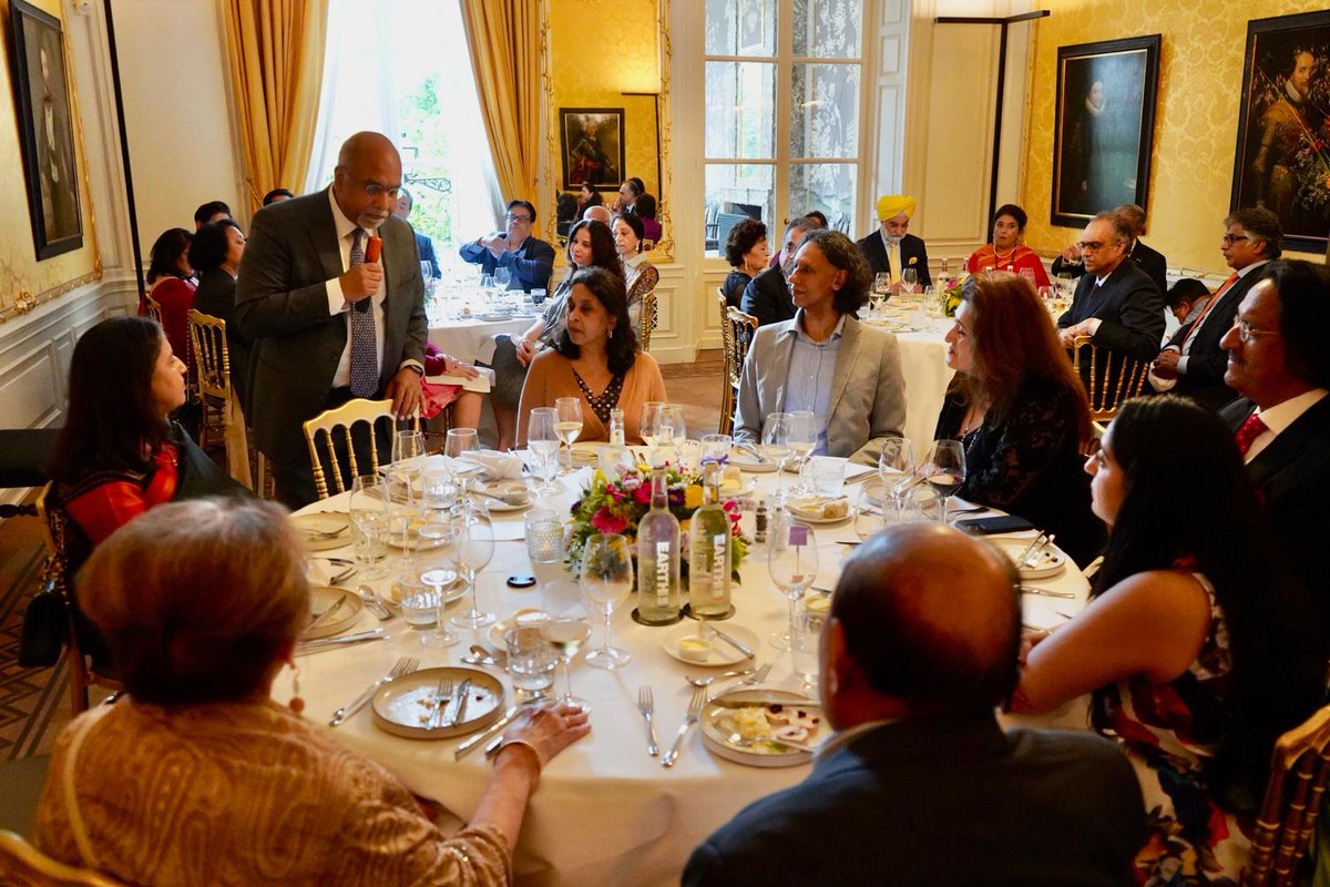 National Coordinator against Discrimination &amp; Racism @RSBaldewsingh hosted a farewell dinner for Amb <a href="/reenat_sandhu/">Reenat Sandhu</a>.  Joined by prominent members from Surinami Hindustani &amp; Indian community, the evening was filled with interesting conversations &amp; thought provoking discussions.