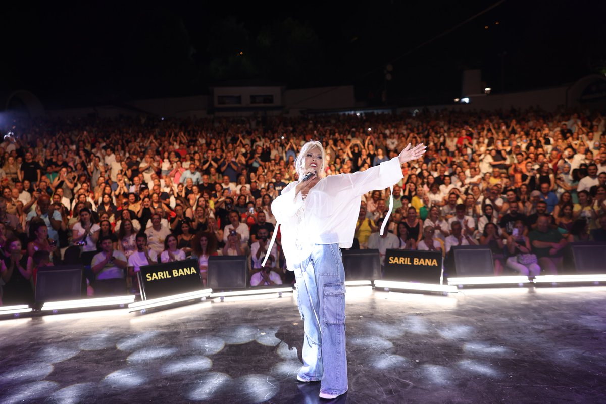 KerkiSolfej (@kerkisolfej) on Twitter photo 24/06/24 Bursa 🌟 Süperstar, Bursa Kültürpark Açıkhava Tiyatrosu’nda #soldout gerçekleşen konseriyle sizlerleydi! Muhteşem gece için teşekkürler Bursa 🤍 #ajdaforever
<a href="/pekkan1/">Ajda Pekkan</a> #kerkisolfej #ajdapekkan #ajda 24/06/24 Bursa 🌟 Süperstar, Bursa Kültürpark Açıkhava Tiyatrosu’nda #soldout gerçekleşen konseriyle sizlerleydi! Muhteşem gece için teşekkürler Bursa 🤍 #ajdaforever
<a href="/pekkan1/">Ajda Pekkan</a> #kerkisolfej #ajdapekkan #ajda