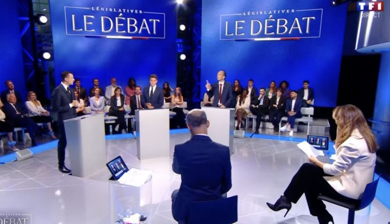 BonPote's tweet photo. Il y a de quoi être en colère. J’ai écouté le débat entre Jordan Bardella, Gabriel Attal et Manuel Bompard pour voir comment l’environnement allait être traité.

Le niveau du débat sur l’environnement a encore été pitoyable. 12 pauvres minutes sur le sujet. https://t.co/qLOuNYemXz