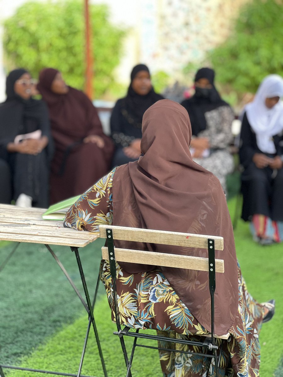 eqracentre's tweet photo. Mahadsanid HIBO iyo teamkeedu inaad EQRA CENTER u doorateen inaad ku qabsataan tobobarkan.
Qofkasto u baahan inuu wax ku qabsado EQRA waa u guranahy.
#EQRA #Hargeisa #somaliland #somali https://t.co/gi3kXfJ0Pu