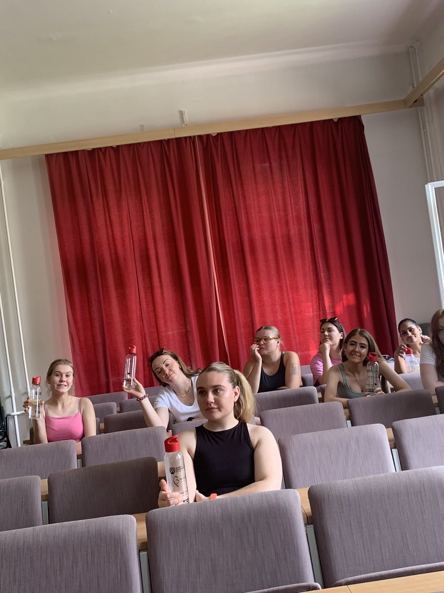 GlennMcDowellRN's tweet image. Amazing to hear from @laurafergie2014 in Hungary @Uni_Szeged on her #ASMOSUSresource to evaluate #student nurse knowledge on #CVD risk management and #healthy lifestyle implementation 💧
@QUBSONM @QUBelfast @BurdettTrust